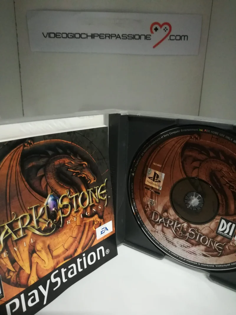 DARKSTONE PS1 (usato garantito)(versione italiana)