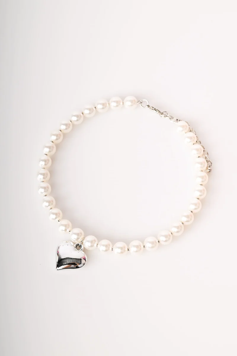 Collana con perle e cuore